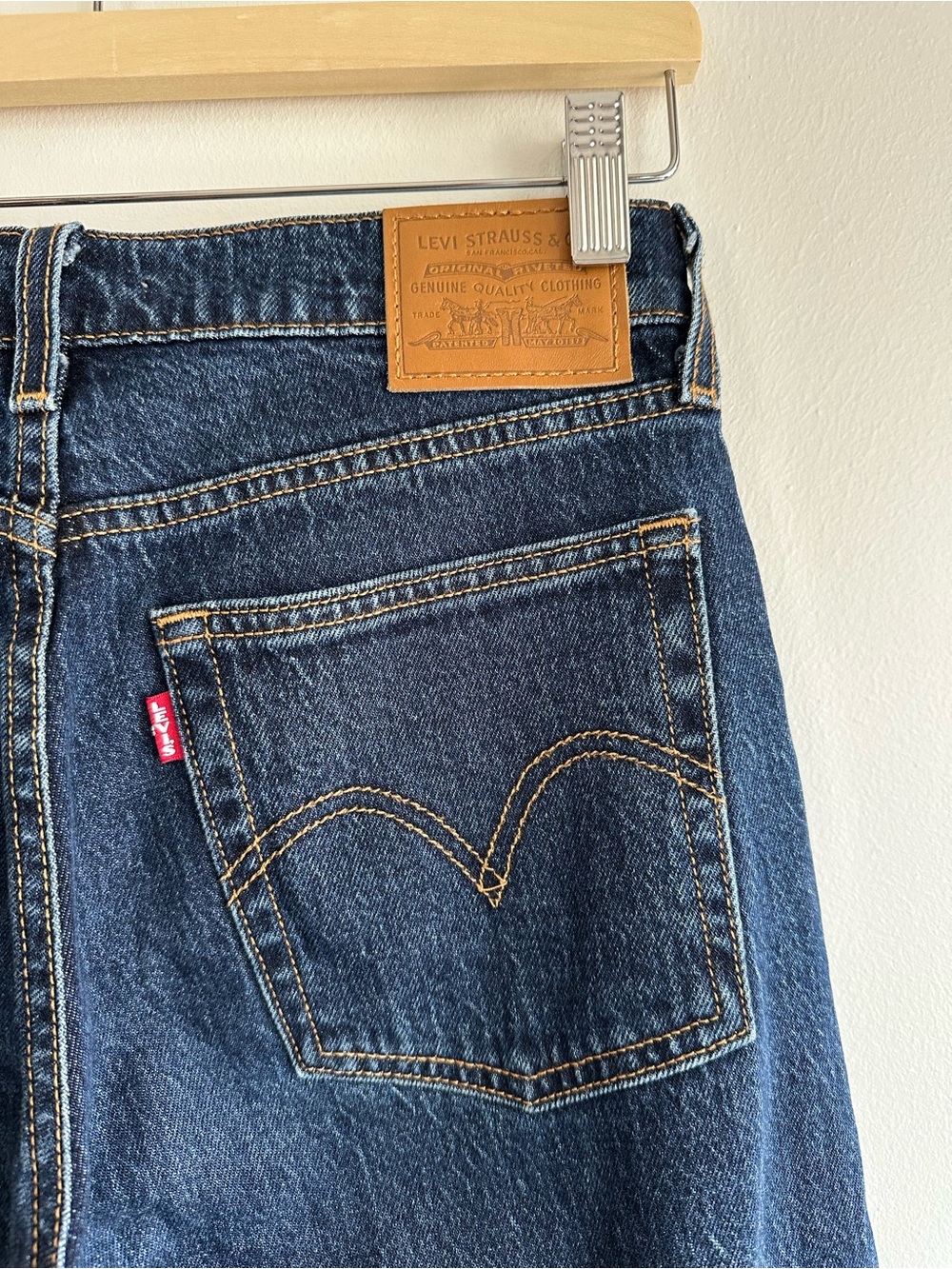Levi's Women's Classic Jeans - Wedgie Straight